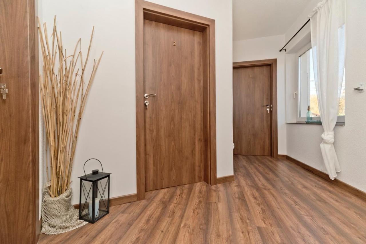 Pokoje Goscinne Matiz Karwia Exterior foto